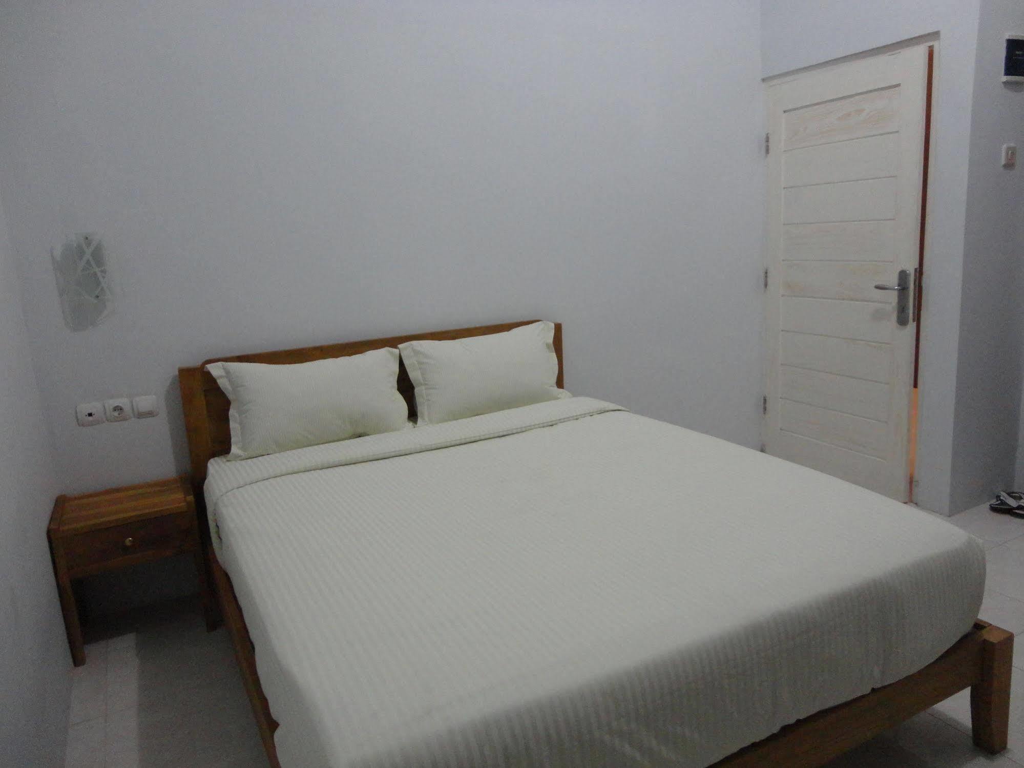 Pendowo Huis Guest House يوغياكارتا المظهر الخارجي الصورة